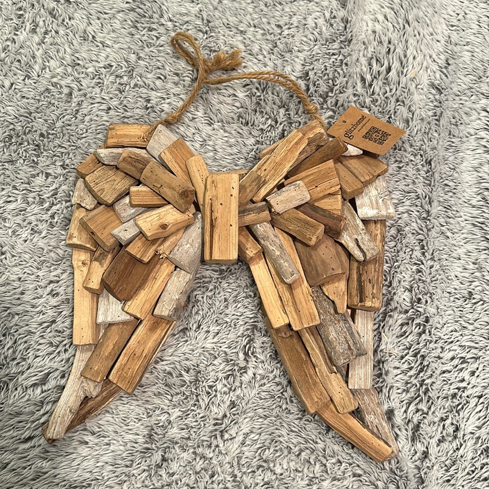 MWT Angel Wings made of wood pieces 12” x 12” wall decor